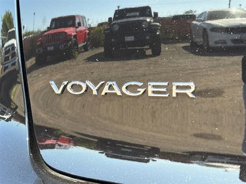 New 2025 Chrysler Voyager LX image 12