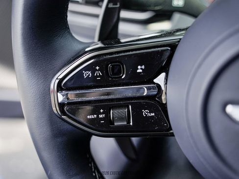 Used 2024 Aston Martin DB12 Coupe RWD image 28