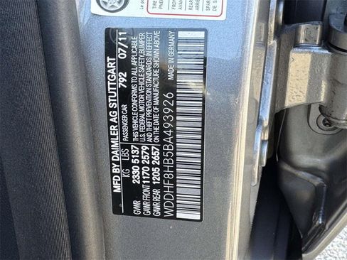 Used 2011 Mercedes-Benz E 350 4MATIC Sedan image 28