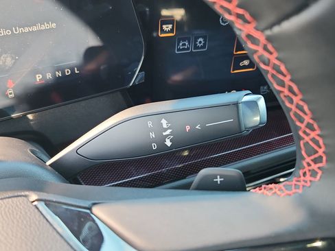 New 2026 Chevrolet Traverse RS image 25