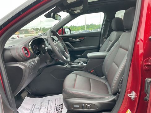 Used 2022 Chevrolet Blazer RS w/ Enhanced Convenience Package FWD image 11