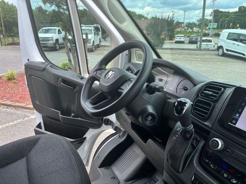 Used 2022 RAM ProMaster 2500 FWD image 48