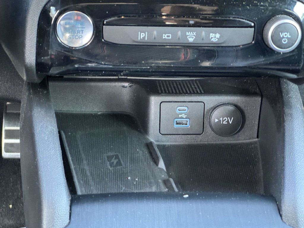 Used 2023 Ford Escape ST-Line Elite AWD/4WD image 8