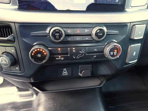 Used 2025 Ford F150 XL w/ Equipment Group 103A High AWD/4WD image 21