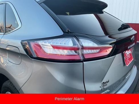 Used 2023 Ford Edge SEL w/ Convenience Package image 18