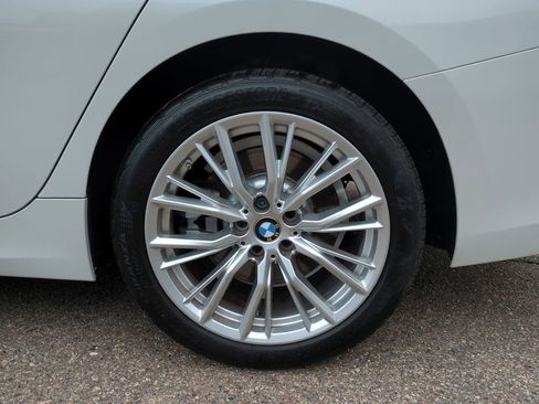 Used 2024 BMW 330i xDrive Sedan w/ Convenience Package image 16