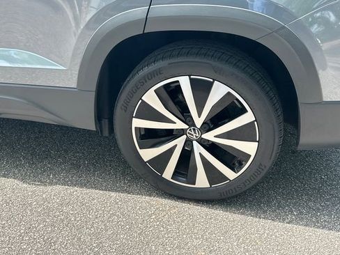 Used 2022 Volkswagen Taos SE w/ IQ.Drive SE Package image 35