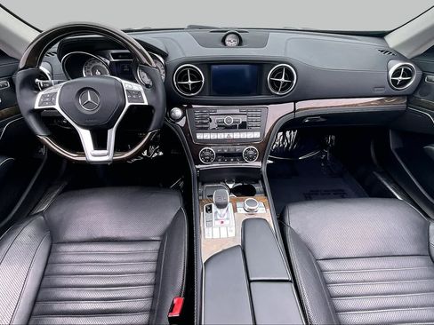 Used 2015 Mercedes-Benz SL 550 image 15