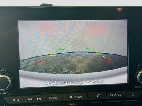 Used 2022 Nissan Pathfinder SV image 19