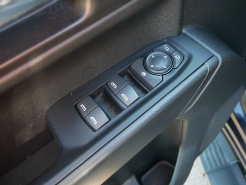 Used 2023 Chevrolet Silverado 1500 Custom AWD/4WD image 22