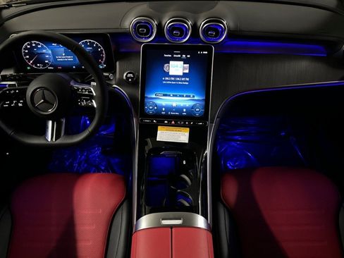 New 2026 Mercedes-Benz GLC 300 image 12