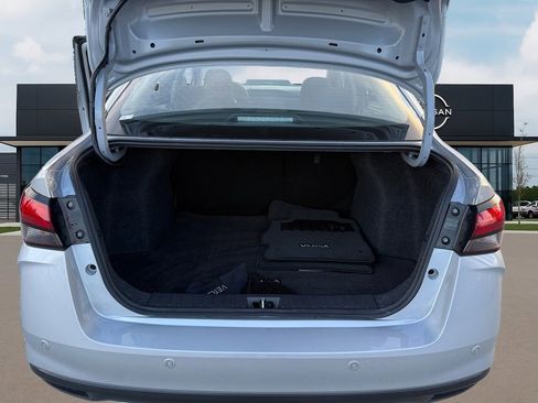 Certified 2025 Nissan Versa SR w/ Trunk Package image 11