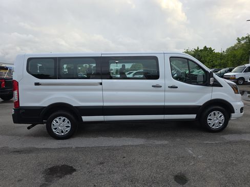 Used 2024 Ford Transit 350 XLT RWD image 8