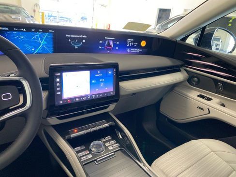 New 2026 Lincoln Nautilus Reserve image 12