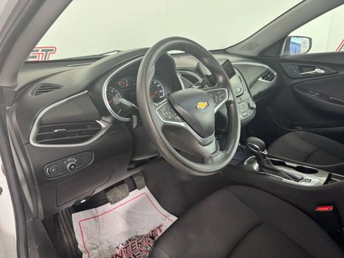 Used 2023 Chevrolet Malibu LS image 10