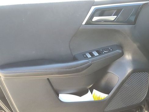 Used 2022 Mitsubishi Outlander ES FWD image 22
