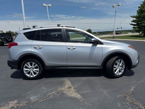Used 2014 Toyota RAV4 Limited w/ Technology Package AWD/4WD image 10