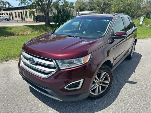Used 2017 Ford Edge SEL w/ Equipment Group 201A AWD/4WD image 3