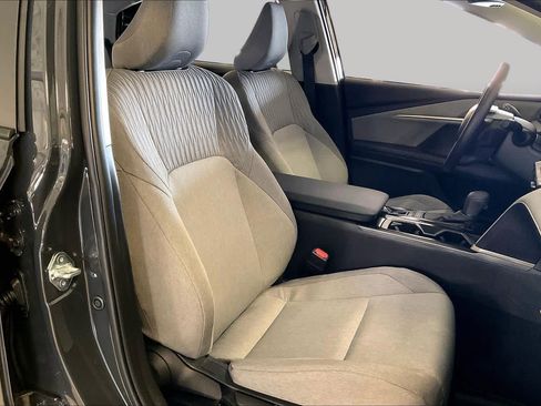 Used 2026 Toyota Camry LE w/ Convenience Package FWD image 8