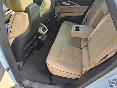 New 2025 Cadillac Lyriq Sport w/ Nappa Leather Package image 18