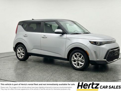 Used 2025 Kia Soul LX w/ LX Technology Package image 1