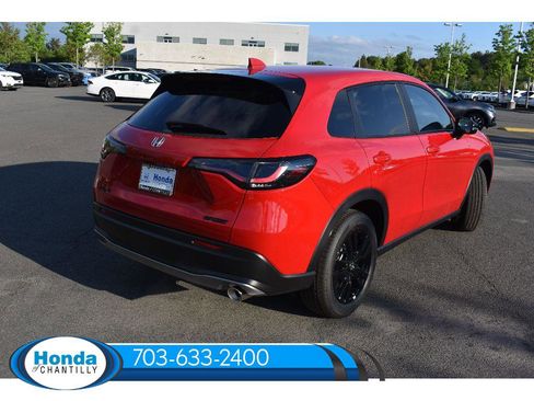 New 2026 Honda HR-V Sport image 7