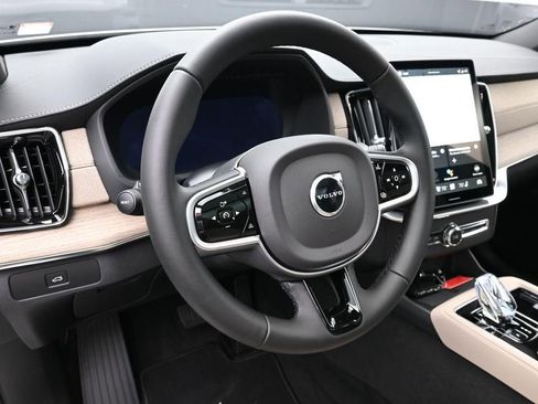 New 2026 Volvo XC90 B6 Plus AWD/4WD image 12