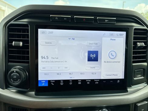 Used 2024 Ford F150 XLT image 13