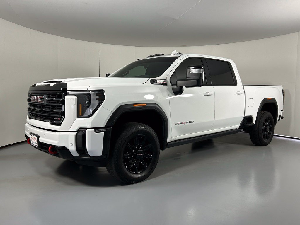 Used 2024 GMC Sierra 2500 AT4 w/ AT4 Premium Plus Package AWD/4WD image 3