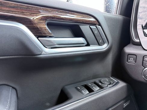 Used 2026 GMC Sierra 1500 Elevation w/ Preferred Package image 11
