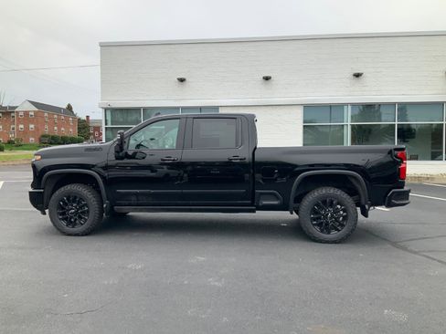 New 2026 Chevrolet Silverado 2500 High Country w/ High Country Premium Package AWD/4WD image 4