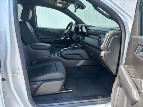 New 2026 Chevrolet Colorado Trail Boss AWD/4WD image 16