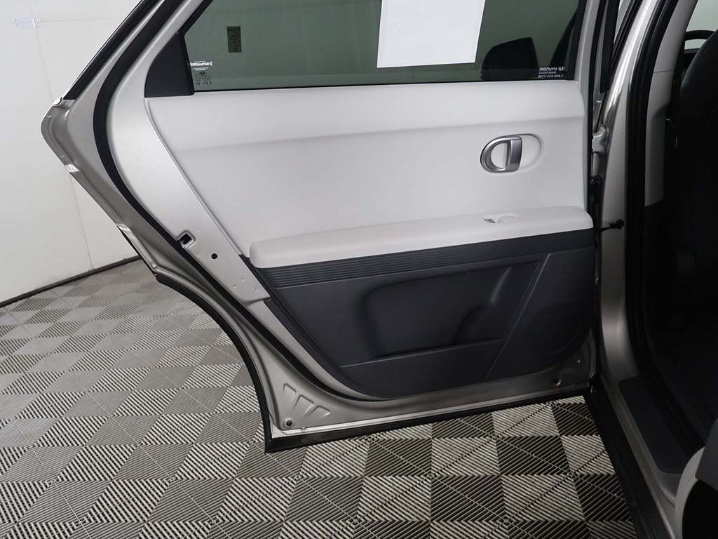 Used 2024 Hyundai Ioniq 5 SEL AWD/4WD image 25