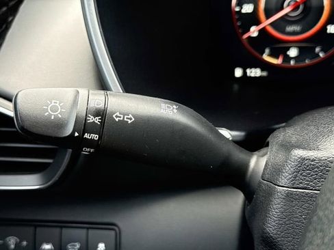 Used 2022 Hyundai Santa Fe SEL w/ Convenience + Premium Package AWD/4WD image 26