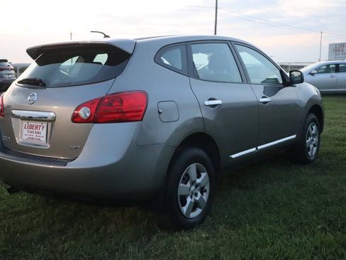 Used 2013 Nissan Rogue S AWD/4WD image 2