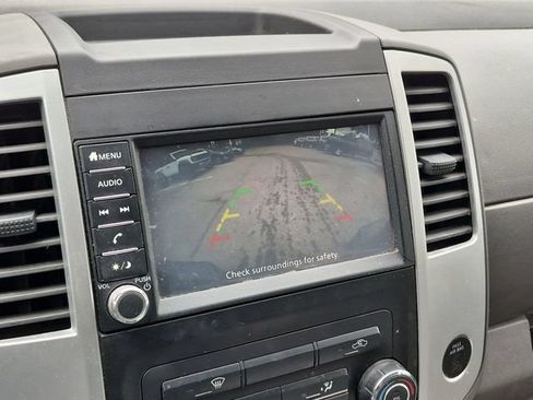 Used 2019 Nissan Frontier SV RWD image 18