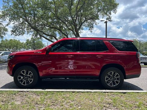 Used 2023 Chevrolet Tahoe Z71 w/ Luxury Package AWD/4WD image 2