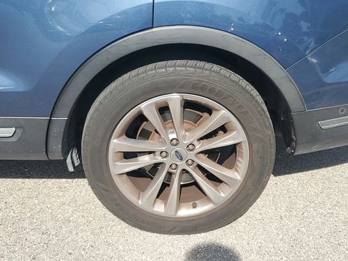 Used 2018 Ford Explorer Limited w/ Equipment Group 301A image 11