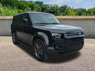 New 2026 Land Rover Defender 130 S AWD/4WD video 3