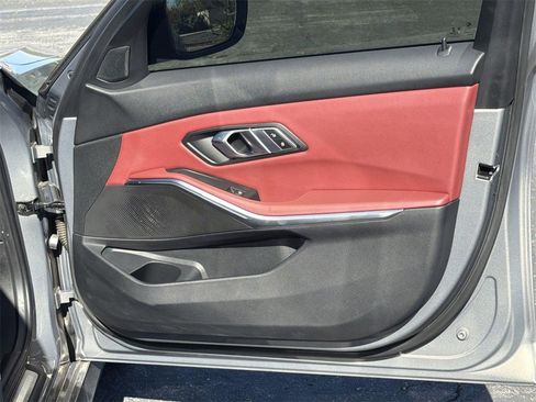 Used 2022 BMW M340i w/ Driving Assistance Package image 31