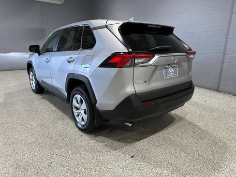 Certified 2023 Toyota RAV4 LE AWD/4WD image 7