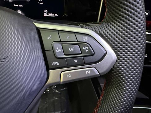 New 2026 Volkswagen GTI SE FWD image 29