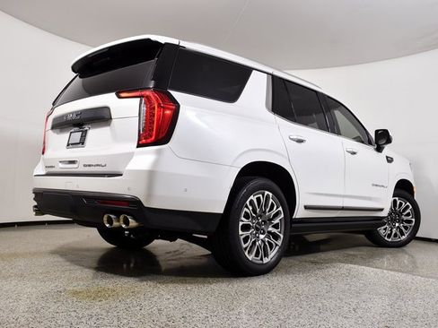 Used 2023 GMC Yukon Denali Ultimate image 16