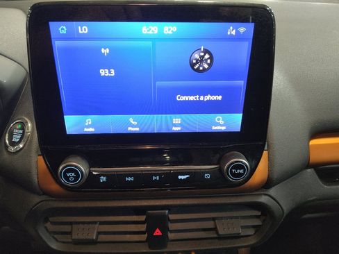 Used 2021 Ford EcoSport SE w/ SE Appearance Package image 26