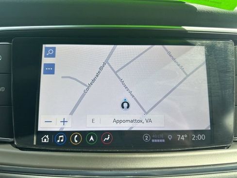 Used 2024 Buick Enclave Premium image 36