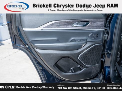 Used 2024 Jeep Grand Cherokee Limited 4xe AWD/4WD image 12