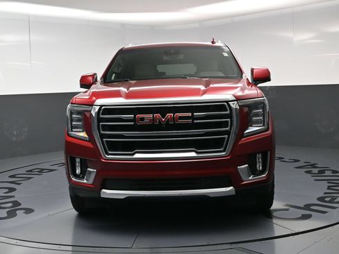 Used 2023 GMC Yukon SLT w/ SLT Premium Package AWD/4WD image 5