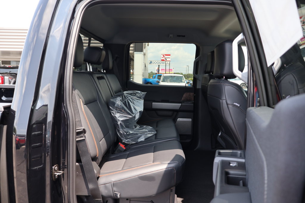 New 2026 Ford F350 Lariat w/ Lariat Ultimate Package AWD/4WD image 24