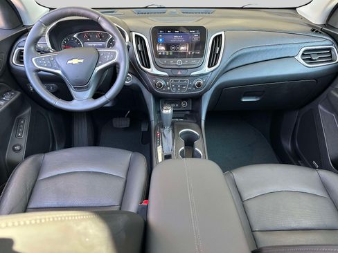 Used 2021 Chevrolet Equinox Premier AWD/4WD image 13