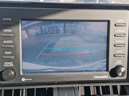 Used 2020 Toyota RAV4 XLE image 11